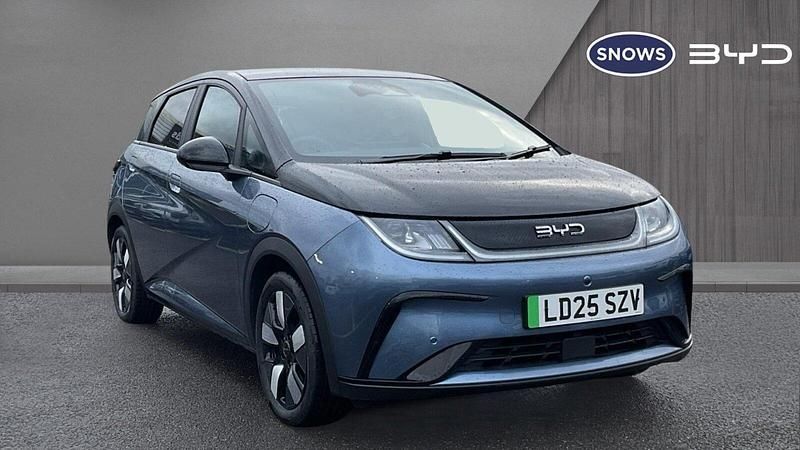 Used BYD Dolphin Design 150 kW (204 HP) 2025 Black Hatchback