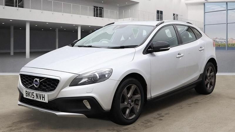 Silver Used 2015 Volvo V40 CC Estate | £3,295 (Expensive) - Image 1/4