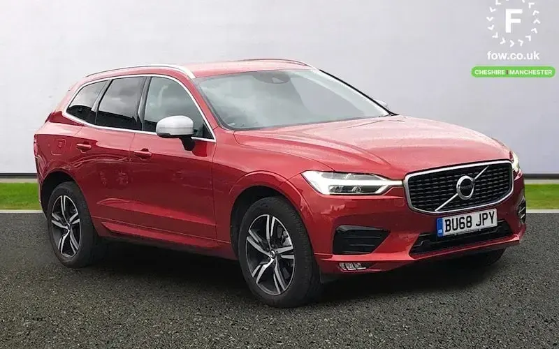 Used Volvo XC60 R-Design 250 HP (183 kW) 2018 SUV