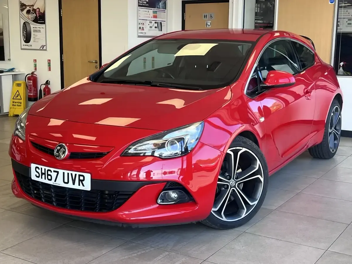 Used Vauxhall Astra GTC Edition 2017 Red Hatchback