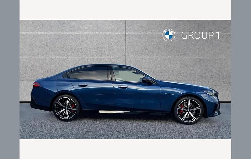 Used BMW 520 M Sport 205 HP (150 kW) 2025 Blue Sedan