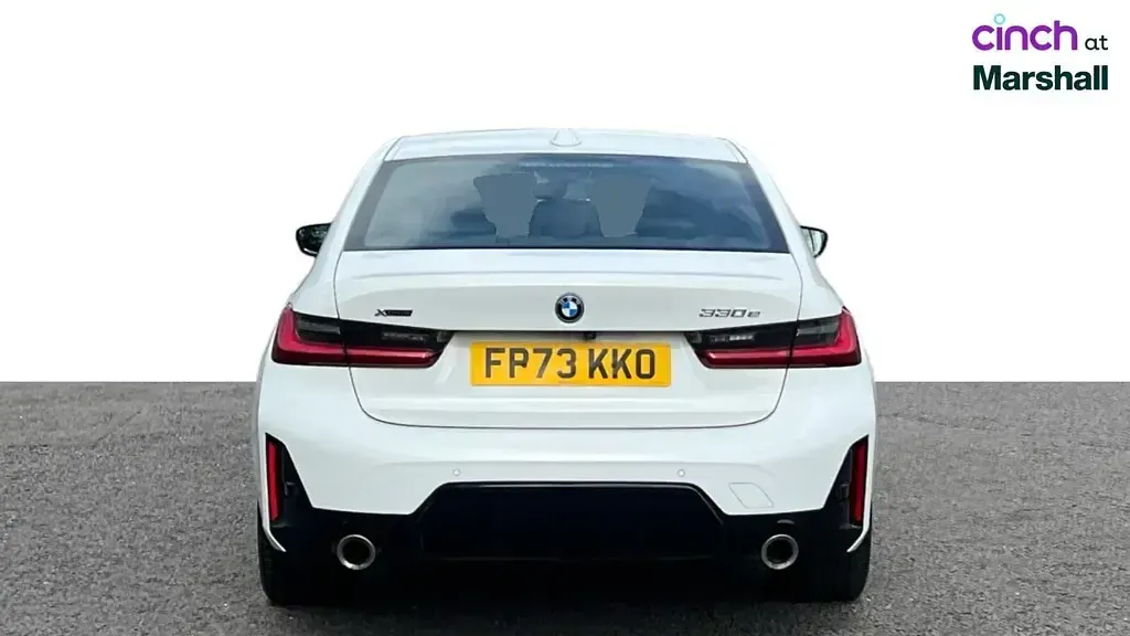 Used BMW 330e M Sport 292 HP (214 kW) 2023 Alpine white Sedan