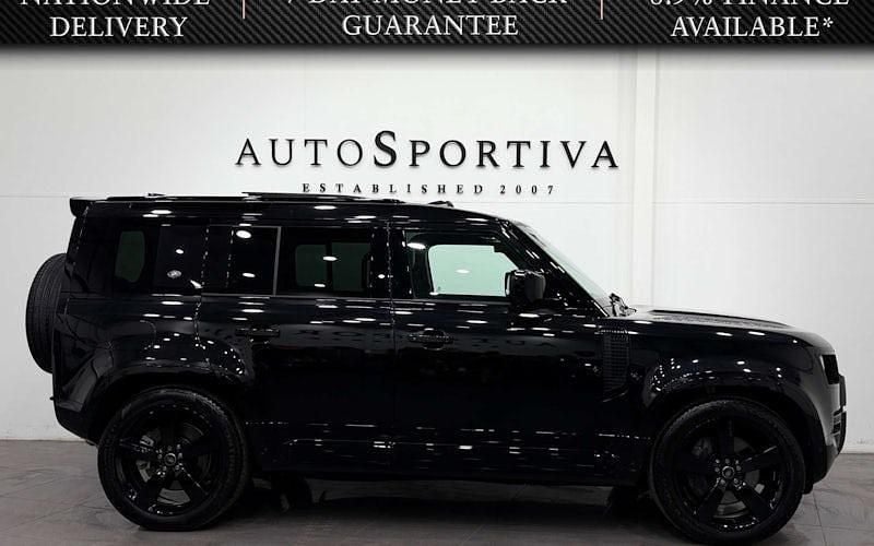 Used Land Rover Defender HSE Dynamic 404 HP (297 kW) 2024 Black SUV