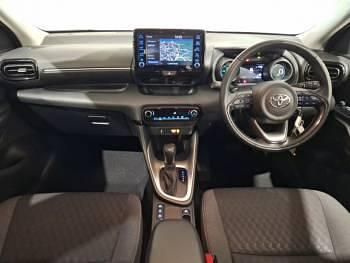 Used Toyota Yaris Hybrid Design 116 HP (85 kW) 2022 Grey Hatchback