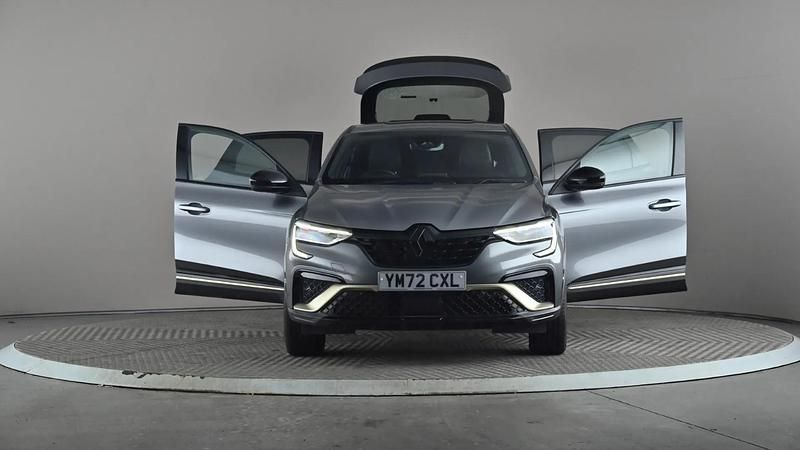 Used Renault Arkana Engineered 142 HP (104 kW) 2022 Grey SUV