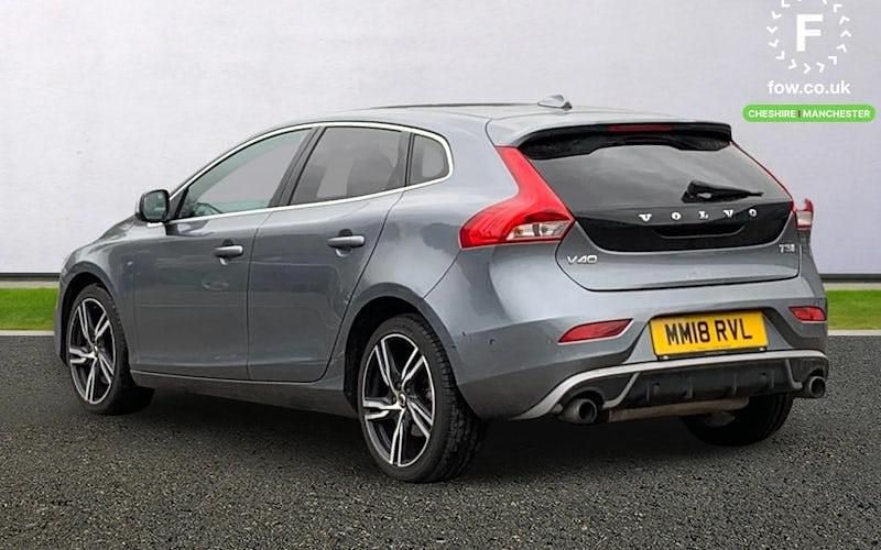 Used Volvo V40 R-Design Pro 152 HP (111 kW) 2018 Grey Hatchback