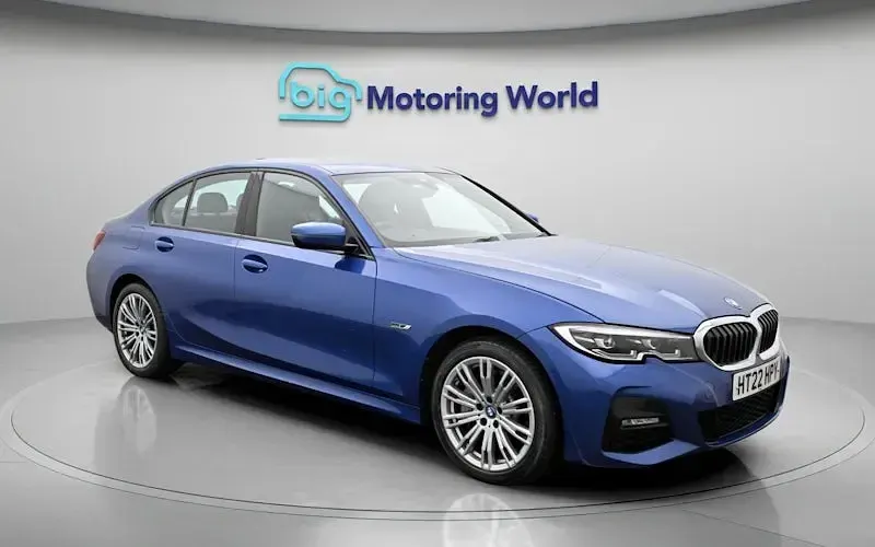 Used BMW 330e M Sport 292 HP (214 kW) 2022 Blue Sedan