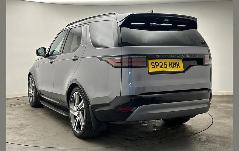 Used Land Rover Discovery 5 HSE Dynamic 350 HP (257 kW) 2025 Grey SUV