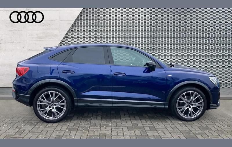 Used Audi Q3 Black Edition 150 HP (110 kW) 2025 Blue SUV