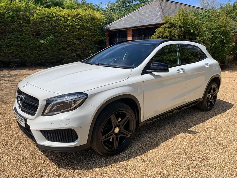 White Used 2016 Mercedes GLA250 AMG line SUV | £15,500 (Fair price) - Image 1/4