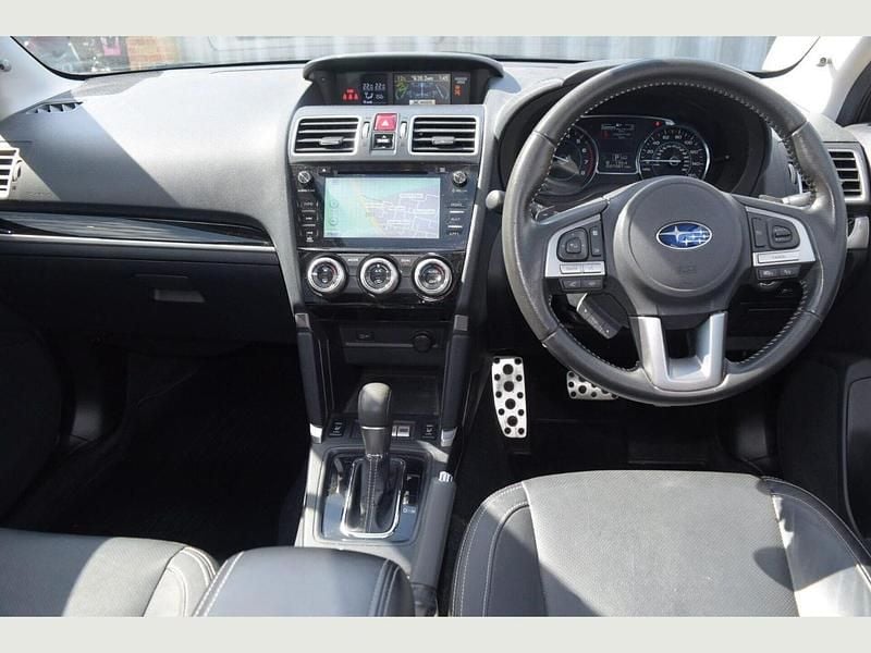 Begagnad Subaru Forester 237 HK (174 kW) 2016 Svart SUV