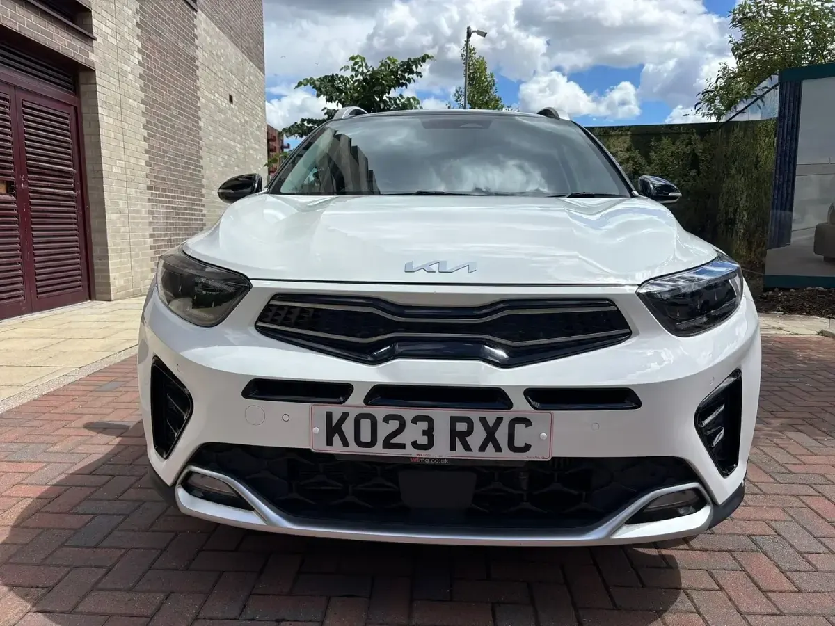 Used Kia Stonic GT-Line S 2023 White SUV