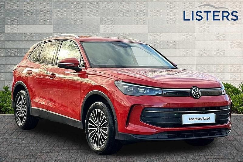 Used VW Tiguan Match 150 HP (110 kW) 2025 Persimmon red SUV