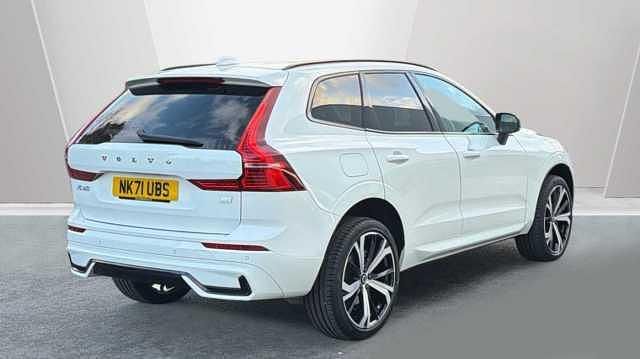 Used Volvo XC60 R-Design Pro 390 HP (286 kW) 2022 SUV