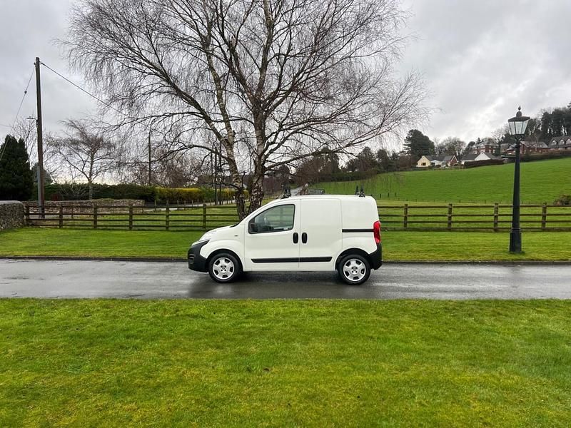Used Fiat Fiorino 80 HP (58 kW) 2017 White MPV