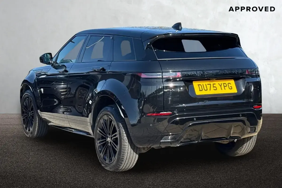 Begagnad Land Rover Range Rover evoque SE Dynamic 2025 Svart SUV
