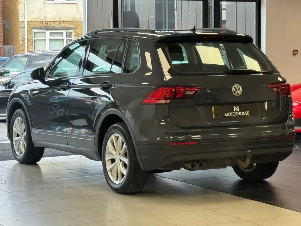 Used VW Tiguan S 150 HP (110 kW) 2020 Grey SUV