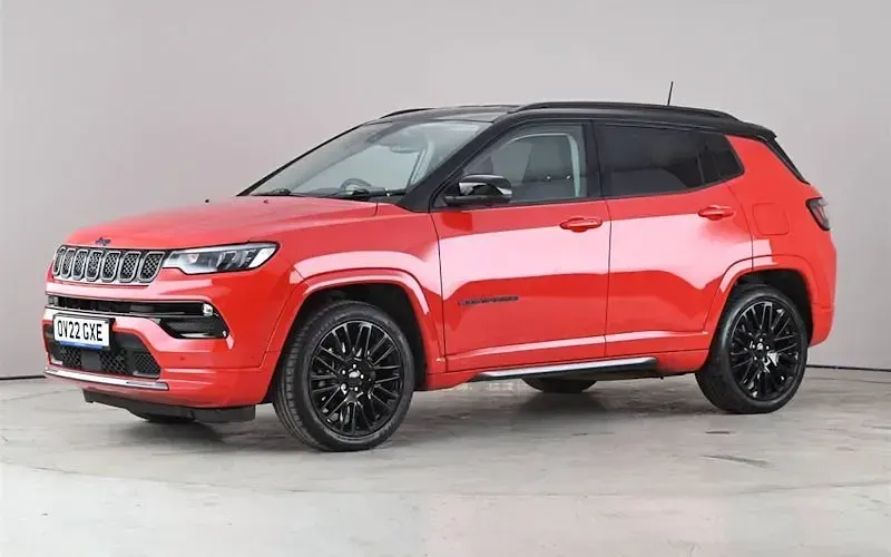Usado Jeep Compass 241 HP (177 kW) 2022 Vermelho SUV