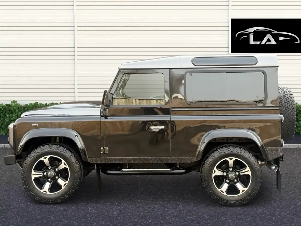 Used Land Rover Defender 2016 Black Estate