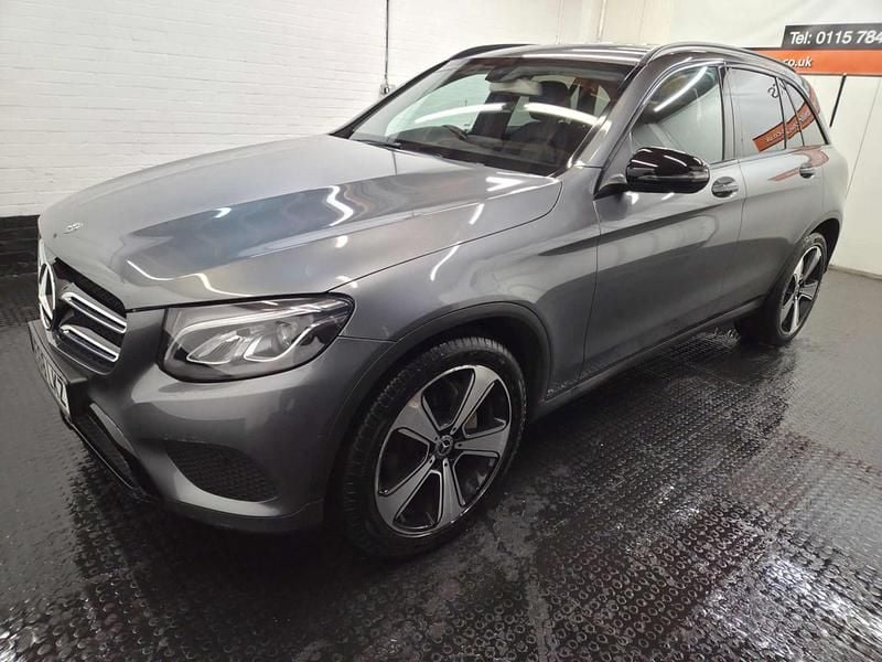 Used Mercedes GLC220 Urban 170 HP (125 kW) 2018 Grey Estate