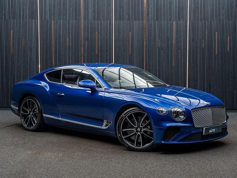 Begagnad Bentley Continental Mulliner 635 HK (467 kW) 2018 Blå Sportkupé