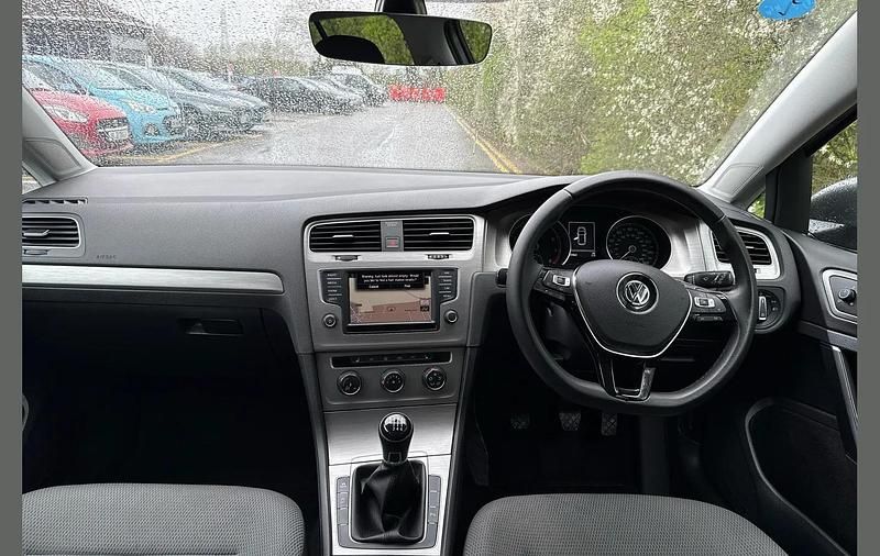 Used VW Golf VII Edition 123 HP (90 kW) 2017 Grey Hatchback