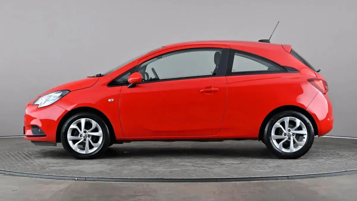 Second-hand Vauxhall Corsa 75 CP (55 kW) 2019 Roșu Hatchback