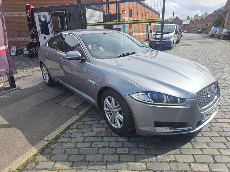 Used Jaguar XF Luxury 200 HP (147 kW) 2013 Grey Sedan