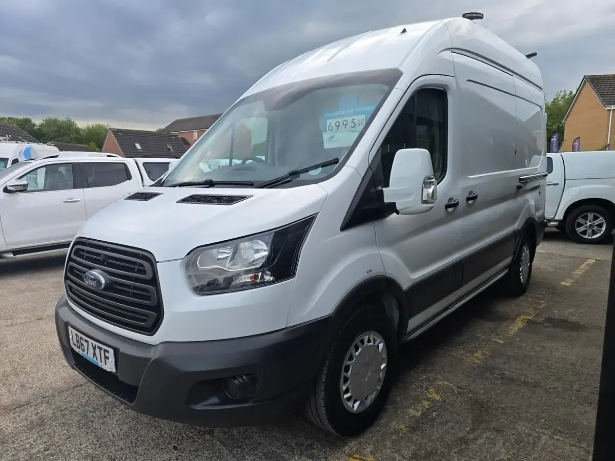 Używany Ford Transit 130 KM (95 kW) 2018 Biały Van