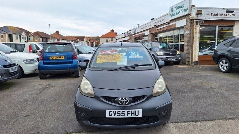 Grey Used 2005 Toyota Aygo Sport Hatchback | £2,395 (Expensive) - Image 1/4