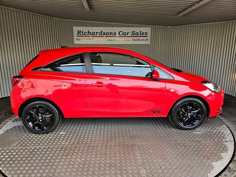 Used Vauxhall Corsa SRi 90 HP (66 kW) 2018 Red Hatchback