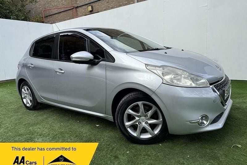 Silver Used 2012 Peugeot 208 Active Hatchback | £3,195 (Good price) - Image 1/1