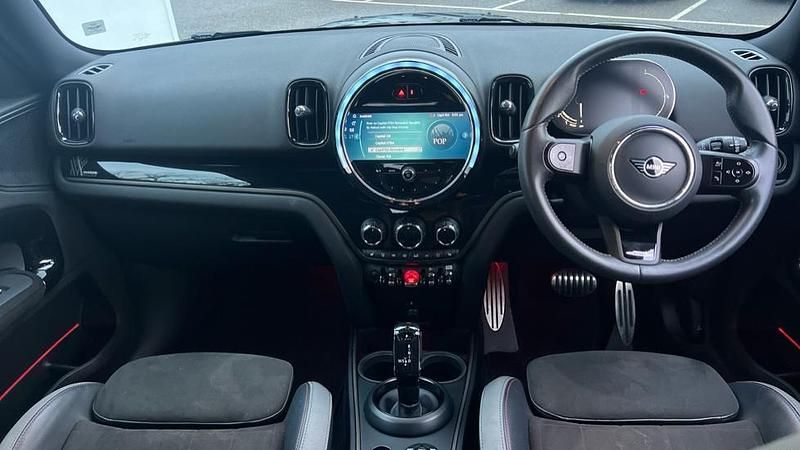 Used Mini Cooper Countryman 134 HP (98 kW) 2021 Black SUV