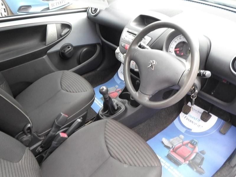 Used Peugeot 107 Active 2013 Silver Hatchback