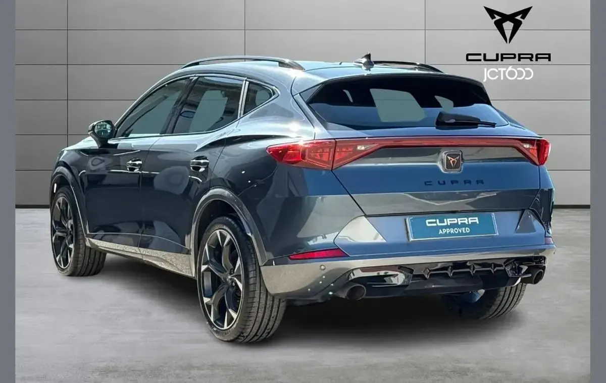 Begagnad Cupra Formentor VZ1 245 HK (180 kW) 2022 Grå SUV