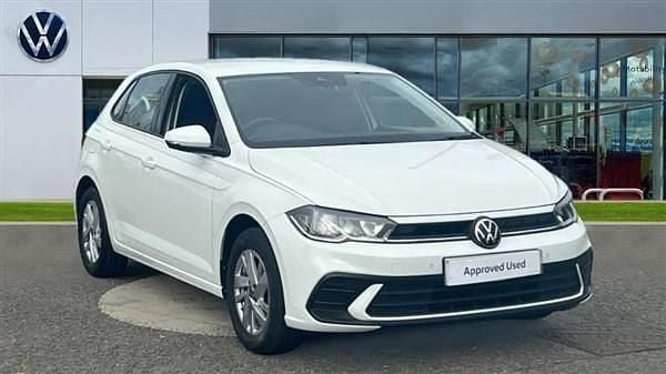 Pure white Used 2022 VW Polo Life Hatchback | £14,104 (Fair price) - Image 1/4