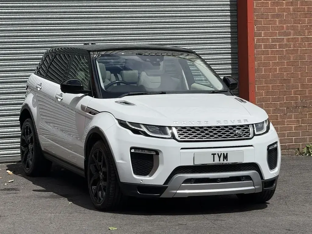 Used Land Rover Range Rover evoque Autobiography 180 HP (132 kW) 2016 White Estate