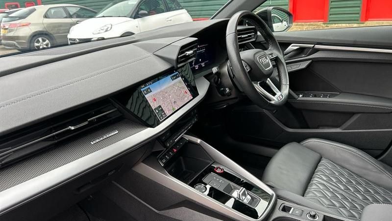 Used Audi A3 Comfort 310 HP (228 kW) 2023 Blue Sedan