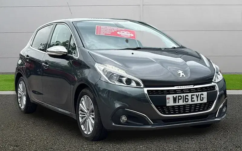 Käytetty Peugeot 208 Allure 82 HP (60 kW) 2018 Viistoperä