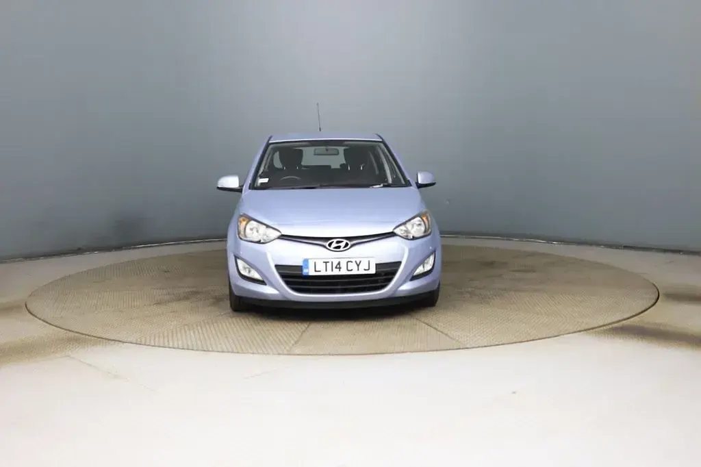 Used Hyundai i20 Active 99 HP (72 kW) 2014 Blue Hatchback
