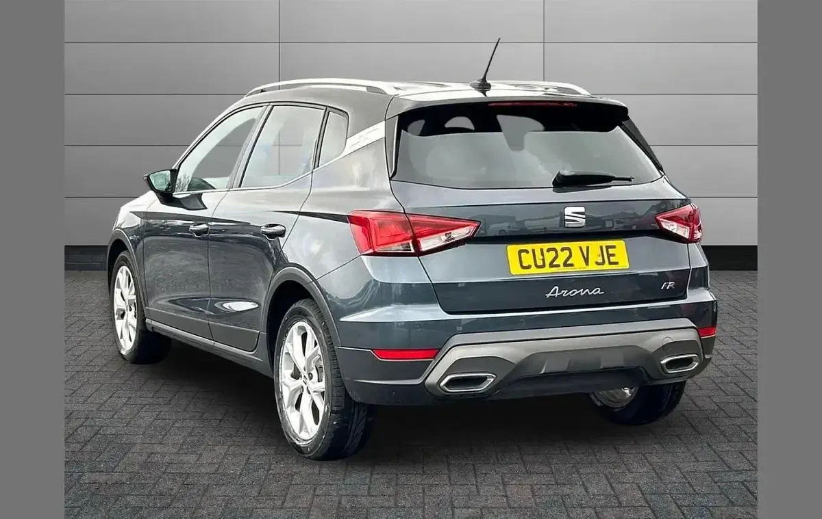 Used Seat Arona FR 108 HP (79 kW) 2022 Grey SUV