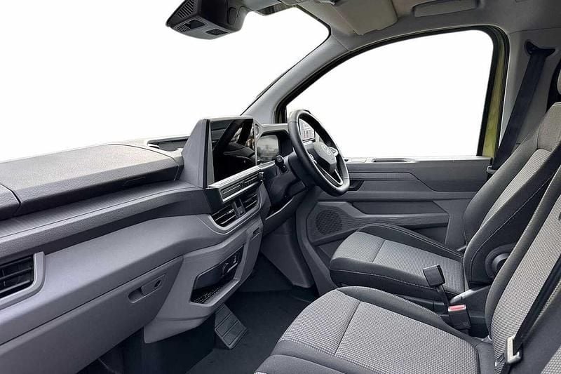 New VW Transporter Pro 2025 Warm green metallic Van