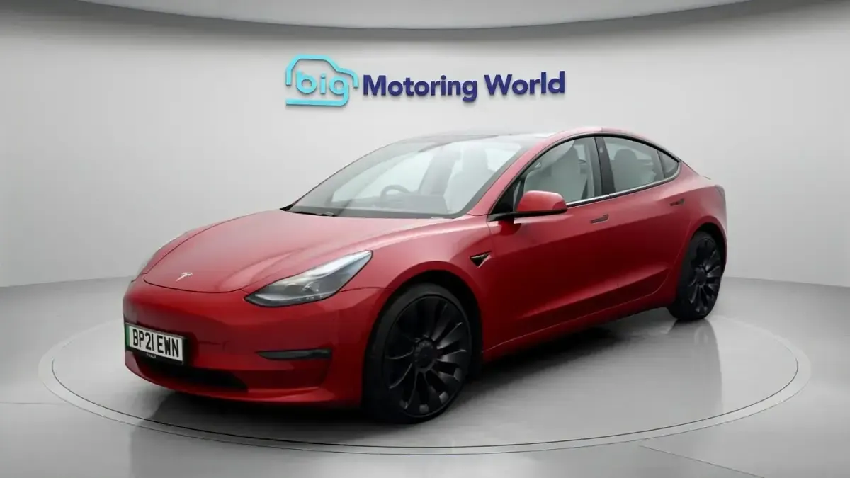 Used Tesla Model 3 Performance 461 kW (627 HP) 2021 Red Sedan