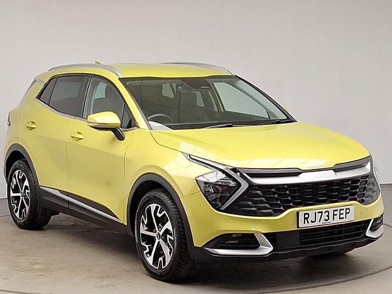 Yellow Used 2023 Kia Sportage 3 SUV | £27,698 (Fair price) - Image 1/4