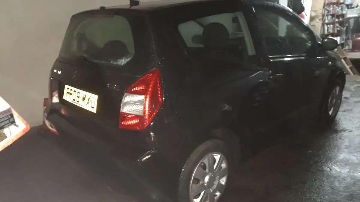 Used Citroën C2 60 HP (44 kW) 2009 Black Hatchback