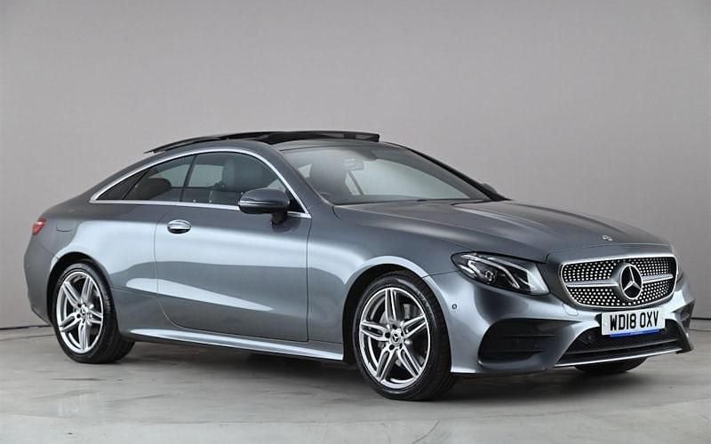 Gebraucht Mercedes E220 AMG Line Premium 194 PS (142 kW) 2020 Coupé