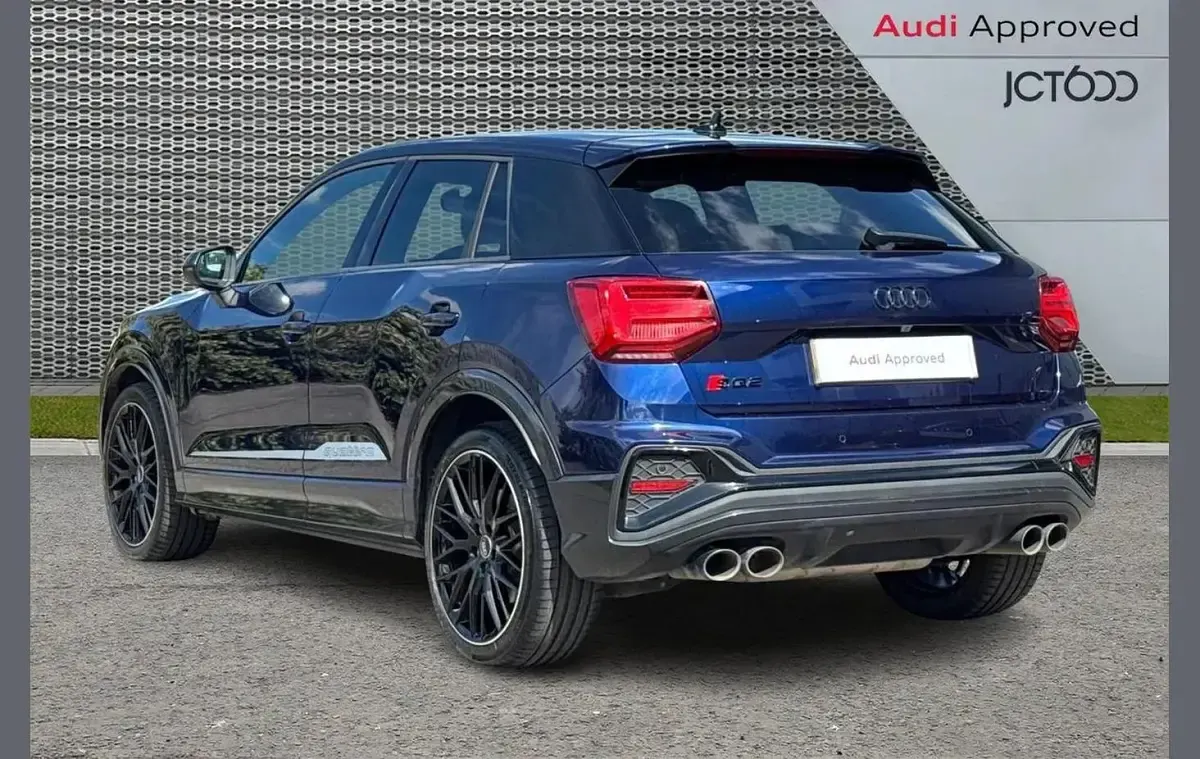 Used Audi SQ2 Black Edition 300 HP (220 kW) 2023 Blue SUV