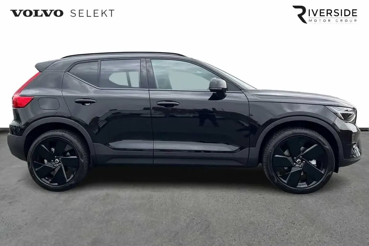 New Volvo XC40 Plus 161 HP (118 kW) 2027 SUV