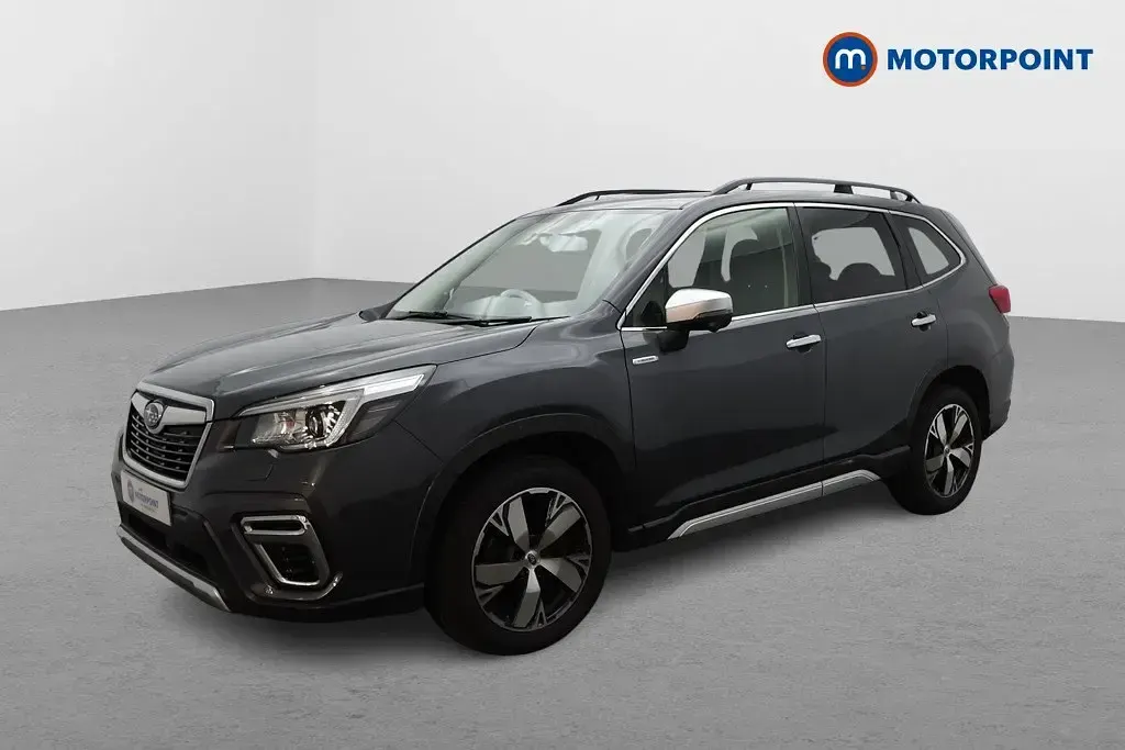 Używany Subaru Forester Premium 150 KM (110 kW) 2021 Szary SUV