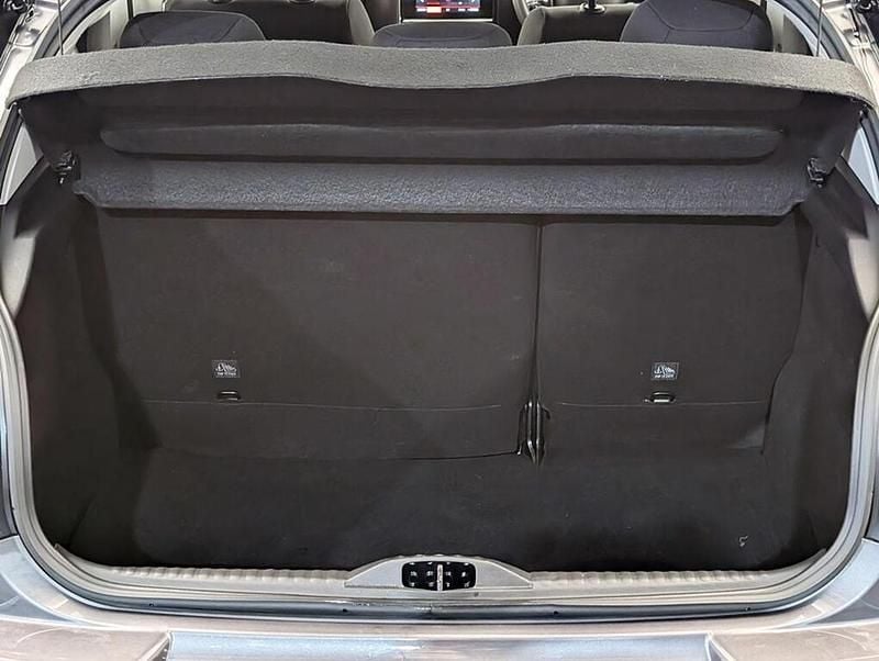 Used Citroën C3 PureTech 82 HP (60 kW) 2023 Grey Hatchback